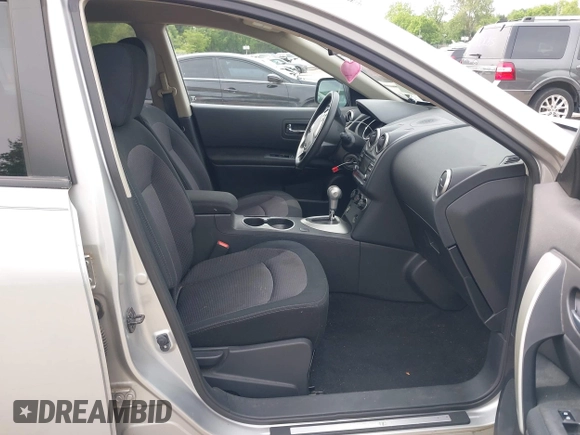 2012 Nissan Rogue S z VIN JN8AS5MVXCW719134, wystawiony jako IAAI lot #42324229 z przebiegiem 195 933 mil mil oraz . Historia ofert i sprzedaży dostępna na DreamBid. Obrazek 5.