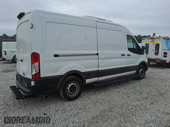 2021 Ford Transit Cargo with VIN 1FTBR1C85MKA81464, listed as a Copart auction lot 53979985 with 90,127 mi miles and Salvage Title. Bid and sale history available at DreamBid. Image 3.