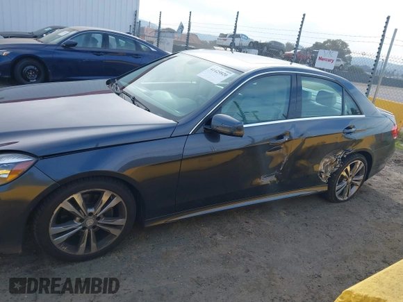 2014 Mercedes-Benz E 350 Sport with VIN WDDHF5KB8EA838247, listed as a IAAI auction lot 41425820 with 92,346 mi miles and . Bid and sale history available at DreamBid. Image 14.