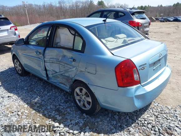 2007 Hyundai Accent GLS with VIN KMHCN46C57U159120, listed as a IAAI auction lot 42021811 with 114,564 mi miles. Bid and sale history available at carsss.com. Image 3.