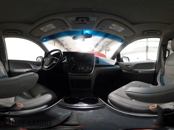 2015 Toyota Sienna XLE с VIN 5TDYK3DC5FS588258, выставлен на аукционе IAAI как лот 41089108 с пробегом 124 777 миль миль и . История ставок и продаж доступна на DreamBid. Изображение 19.