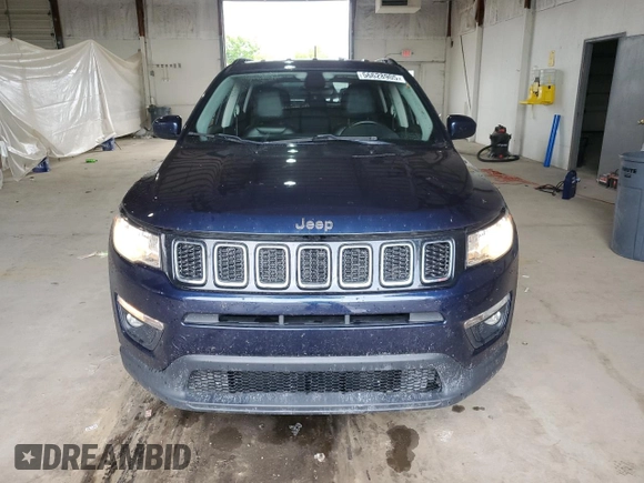 2018 Jeep Compass Latitude z VIN 3C4NJCBB6JT265612, wystawiony jako Copart lot #56628905 z przebiegiem 108 592 mil mil oraz Szkoda całkowita • Salvage title. Historia ofert i sprzedaży dostępna na DreamBid. Obrazek 5.