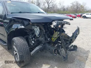 2020 Ford F-150 XL с VIN 1FTFX1E51LFC56519, выставлен на аукционе IAAI как лот 42061327 с пробегом Не указан миль и . История ставок и продаж доступна на DreamBid. Изображение 18.