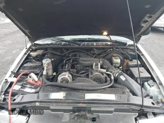 2000 Chevrolet Blazer LT with VIN 1GNDT13W9YK287456, listed as a IAAI auction lot 42450504 with 139,649 mi miles and . Bid and sale history available at DreamBid. Image 10.