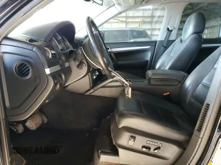 2006 Porsche Cayenne S with VIN WP1AB29P56LA66639, listed as a Copart auction lot 52097595 with 180,827 mi miles and Salvage title. Bid and sale history available at DreamBid. Image 7.