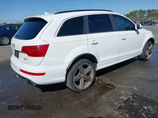 2015 Audi Q7 3.0T S line Prestige with VIN WA1DGAFE5FD020651, listed as a IAAI auction lot 41863003 with 167,938 mi miles. Bid and sale history available at carsss.com. Image 4.