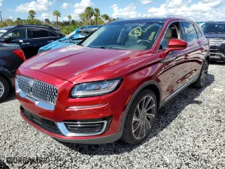 2019 Lincoln Nautilus Reserve with VIN 2LMPJ6LP8KBL46726, listed as a Copart auction lot 62468832 with 0 mi miles. Bid and sale history available at carsss.com. Image 2.