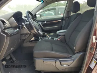2015 Kia Sorento LX with VIN 5XYKTDA6XFG564185, listed as a Copart auction lot 62695875 with 119,509 mi miles and Clean title. Bid and sale history available at DreamBid. Image 7.