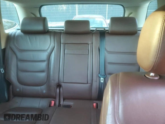 2013 Volkswagen Touareg Lux with VIN WVGEF9BP1DD001025, listed as a Copart auction lot 83784314 with 205,871 mi miles and Salvage Title. Bid and sale history available at DreamBid. Image 10.