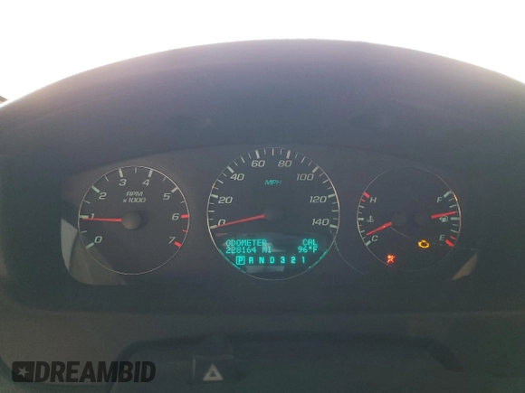 2006 Chevrolet Impala LT 3.9L with VIN 2G1WC581969137795, listed as a Copart auction lot 53663575 with 228,164 mi miles and Salvage Title. Bid and sale history available at DreamBid. Image 9.