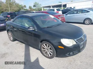 2008 Volkswagen Eos Turbo с VIN WVWBA71F18V018975, выставлен на аукционе IAAI как лот 41704490 с пробегом 145 302 миль миль и . История ставок и продаж доступна на DreamBid. Изображение 1.
