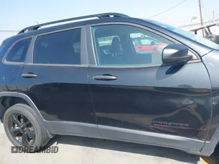 2016 Jeep Cherokee Sport with VIN 1C4PJLAB3GW315444, listed as a IAAI auction lot 40397087 with Not provided miles and . Bid and sale history available at DreamBid. Image 13.