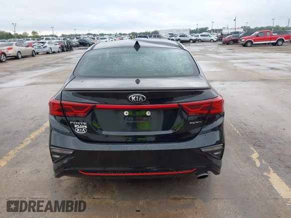 2020 Kia Forte GT-Line with VIN 3KPF34ADXLE165818, listed as a IAAI auction lot 41753657 with 58,079 mi miles. Bid and sale history available at carsss.com. Image 17.