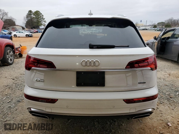 2022 Audi Q5 S line Premium Plus with VIN WA1EAAFY7N2103038, listed as a Copart auction lot 87447034 with 25,650 mi miles and Salvage Title. Bid and sale history available at carsss.com. Image 6.