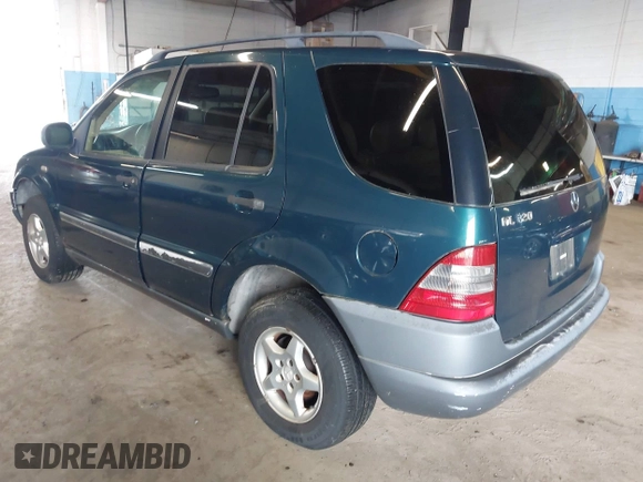 1998 Mercedes-Benz M 320/430/500 with VIN 4JGAB54EXWA007828, listed as a IAAI auction lot 42490411 with 215,980 mi miles and . Bid and sale history available at DreamBid. Image 3.