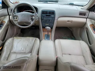 1998 Lexus ES 300 Luxury Sport Sdn with VIN JT8BF28G3W0128650, listed as a Copart auction lot 65796984 with 221,745 mi miles and Salvage Title. Bid and sale history available at carsss.com. Image 8.