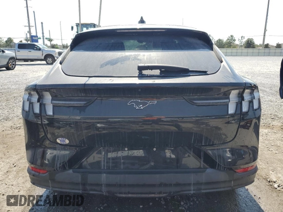 2024 Ford Mustang Mach-E Select z VIN 3FMTK1R49RMA03746, wystawiony jako Copart lot #57418845 z przebiegiem 8 788 mil mil oraz Szkoda całkowita • Salvage title. Historia ofert i sprzedaży dostępna na DreamBid. Obrazek 6.