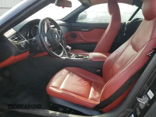 2009 BMW Z4 sDrive30i с VIN WBALM53589E161683, выставлен на аукционе Copart как лот 60557635 с пробегом 70 183 миль миль и Списание • Salvage title. История ставок и продаж доступна на DreamBid. Изображение 7.