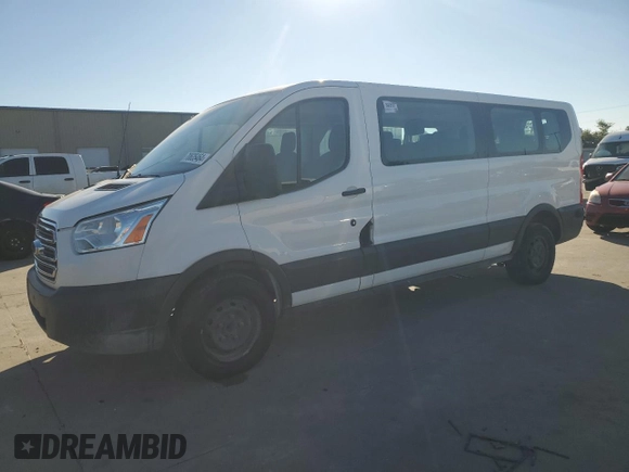 2018 Ford Transit Passenger XL with VIN 1FBZX2ZM2JKA20104, listed as a Copart auction lot 70635464 with 218,938 mi miles and Clean Title. Bid and sale history available at carsss.com. Image 1.