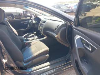 2014 Nissan Altima SV with VIN 1N4AL3AP3EC174276, listed as a IAAI auction lot 42070847 with 128,355 mi miles and . Bid and sale history available at carsss.com. Image 5.