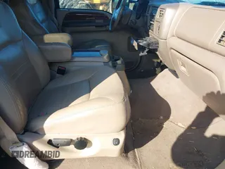 2001 Ford Excursion Limited z VIN 1FMNU43S81EB86661, wystawiony jako IAAI lot #41308069 z przebiegiem 252 337 mil mil oraz . Historia ofert i sprzedaży dostępna na DreamBid. Obrazek 5.