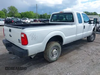 2012 Ford F-250 XL with VIN 1FT7X2B60CEB28401, listed as a IAAI auction lot 42311601 with 64,163 mi miles and . Bid and sale history available at DreamBid. Image 4.