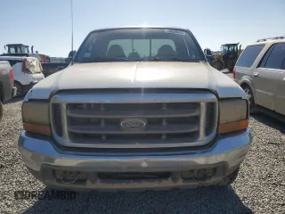 2000 Ford F-250 XL z VIN 1FTNX20L3YEE20339, wystawiony jako Copart lot #56939445 z przebiegiem Nie podano mil oraz Szkoda całkowita • Salvage title. Historia ofert i sprzedaży dostępna na DreamBid. Obrazek 5.