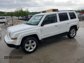 2014 Jeep Patriot Latitude z VIN 1C4NJPFB8ED662493, wystawiony jako Copart lot #55096865 z przebiegiem 205 315 mil mil oraz Szkoda całkowita • Salvage title. Historia ofert i sprzedaży dostępna na DreamBid. Obrazek 1.