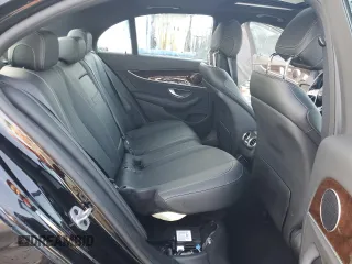 2021 Mercedes-Benz E-Class E 350 with VIN W1KZF8DB8MA929939, listed as a Copart auction lot 83035544 with 41,841 mi miles and Clean Title. Bid and sale history available at carsss.com. Image 10.