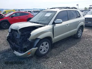 2006 Hyundai Tucson GLS with VIN KM8JN12D26U341568, listed as a IAAI auction lot 41977115 with 155,682 mi miles. Bid and sale history available at carsss.com. Image 2.