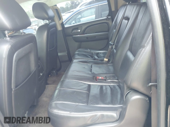 2010 Chevrolet Suburban LT with VIN 1GNUCJE06AR138587, listed as a IAAI auction lot 42145484 with 283,318 mi miles and . Bid and sale history available at DreamBid. Image 8.
