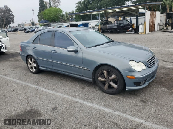 2006 Mercedes-Benz C 230 Sport с VIN WDBRF52H16F803345, выставлен на аукционе Copart как лот 55238285 с пробегом 154 225 миль миль и Чистый • Clean title. История ставок и продаж доступна на DreamBid. Изображение 4.