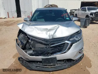 2020 Chevrolet Equinox LT with VIN 2GNAXKEV5L6235688, listed as a IAAI auction lot 41731406 with 30,698 mi miles. Bid and sale history available at carsss.com. Image 12.