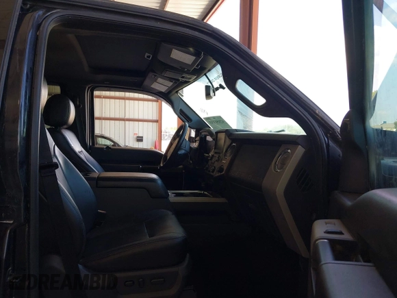2015 Ford F-250 Lariat z VIN 1FT7W2BT7FED38359, wystawiony jako IAAI lot #42050193 z przebiegiem 105 171 mil mil oraz . Historia ofert i sprzedaży dostępna na DreamBid. Obrazek 5.