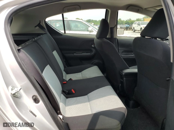 2015 Toyota Prius c One with VIN JTDKDTB32F1090499, listed as a Copart auction lot 63921794 with 88,280 mi miles and Salvage Title. Bid and sale history available at carsss.com. Image 10.