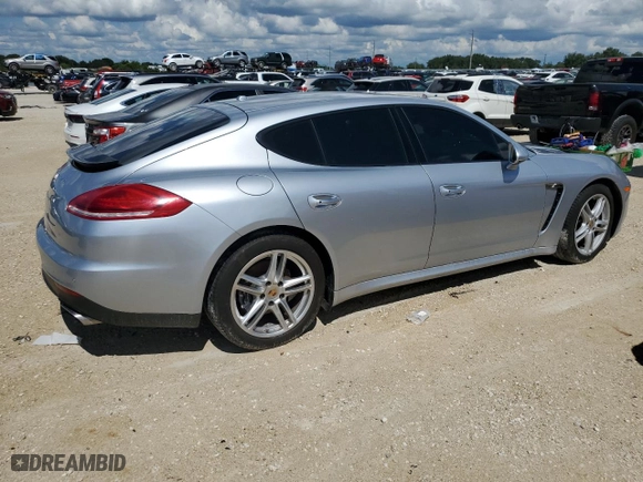 2014 Porsche Panamera with VIN WP0AA2A76EL013432, listed as a Copart auction lot 74246804 with 0 mi miles and Non Repairable. Bid and sale history available at carsss.com. Image 3.