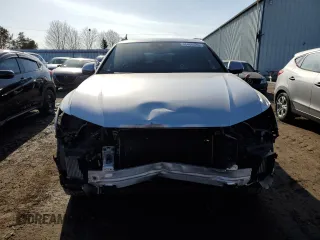 2019 Audi Q8 Prestige with VIN WA1FVAF13KD036479, listed as a Copart auction lot 46460035 with 121,107 mi miles and Salvage title. Bid and sale history available at DreamBid. Image 5.