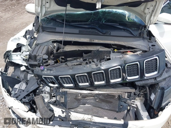 2019 Jeep Compass Limited with VIN 3C4NJDCB2KT704231, listed as a IAAI auction lot 42175991 with 70,892 mi miles and . Bid and sale history available at DreamBid. Image 10.