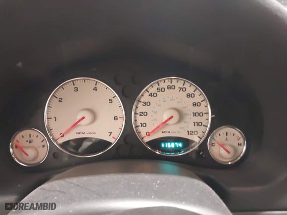 2004 Jeep Liberty Limited with VIN 1J4GL58K24W189935, listed as a IAAI auction lot 41490773 with 115,874 mi miles. Bid and sale history available at carsss.com. Image 7.