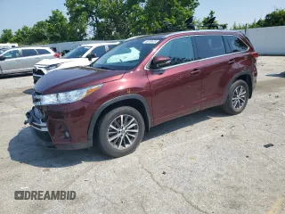 2017 Toyota Highlander XLE with VIN 5TDJZRFH0HS427800, listed as a Copart auction lot 59789615 with 85,445 mi miles and Salvage title. Bid and sale history available at DreamBid. Image 1.
