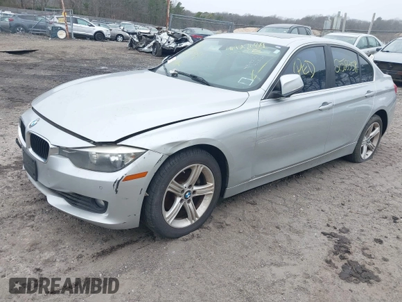 2015 BMW 3 Series 328i xDrive with VIN WBA3B5G57FNS12490, listed as a IAAI auction lot 41927689 with 999,999 mi miles. Bid and sale history available at carsss.com. Image 17.