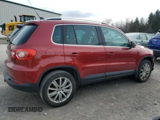 2011 Volkswagen Tiguan SE with VIN WVGBV7AX7BW001124, listed as a Copart auction lot 53044005 with 150,072 mi miles and Salvage Title. Bid and sale history available at DreamBid. Image 3.