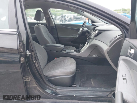 2011 Hyundai Sonata GLS with VIN 5NPEB4AC1BH232564, listed as a IAAI auction lot 42172923 with 162,851 mi miles and . Bid and sale history available at carsss.com. Image 5.
