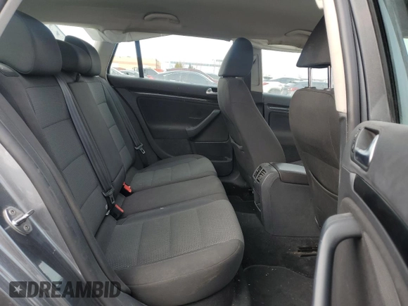 2014 Volkswagen Jetta TDI with VIN 3VWML7AJ5EM606369, listed as a Copart auction lot 47555295 with 88,579 mi miles and Salvage title. Bid and sale history available at DreamBid. Image 10.