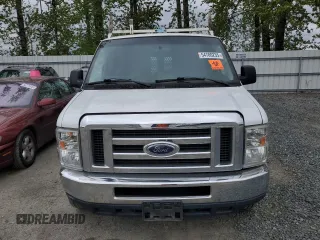 2013 Ford Econoline Cargo Commercial z VIN 1FTNE2EW4DDB22567, wystawiony jako Copart lot #54780235 z przebiegiem 104 060 mil mil oraz Czysty tytuł • Clean title. Historia ofert i sprzedaży dostępna na DreamBid. Obrazek 5.