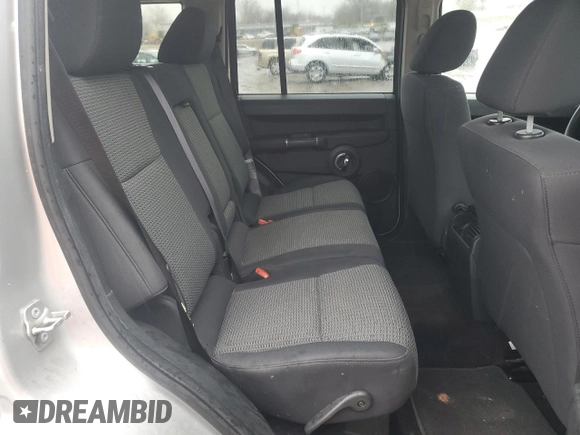 2010 Jeep Commander Sport с VIN 1J4RG4GK2AC128137, выставлен на аукционе Copart как лот 50723555 с пробегом 229 714 миль миль и Чистый • Clean title. История ставок и продаж доступна на DreamBid. Изображение 11.