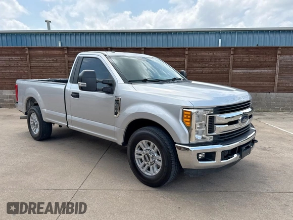 2017 Ford F-250 XL with VIN 1FTBF2A69HEE45339, listed as a Copart auction lot 58622805 with 170,018 mi miles and Clean title. Bid and sale history available at DreamBid. Image 1.