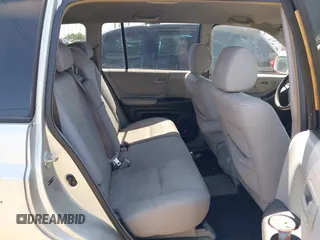 2005 Toyota Highlander z VIN JTEGP21A450063635, wystawiony jako IAAI lot #42239569 z przebiegiem 272 249 mil mil oraz . Historia ofert i sprzedaży dostępna na DreamBid. Obrazek 7.