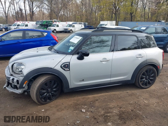 2020 MINI Countryman Cooper S with VIN WMZYX1C00L3L55740, listed as a IAAI auction lot 42106897 with 92,609 mi miles and . Bid and sale history available at DreamBid. Image 14.