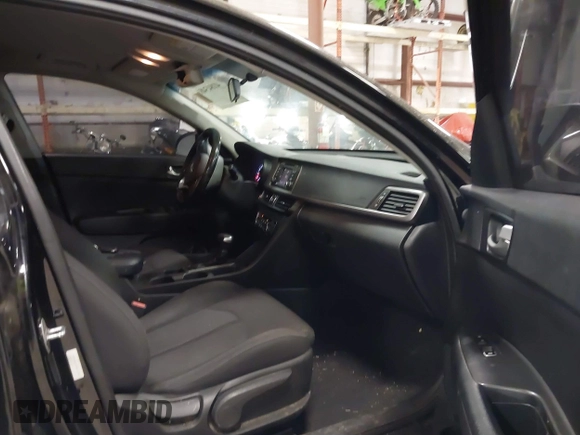 2016 Kia Optima LX Turbo with VIN 5XXGT4L16GG013751, listed as a IAAI auction lot 41843481 with 163,969 mi miles. Bid and sale history available at carsss.com. Image 5.